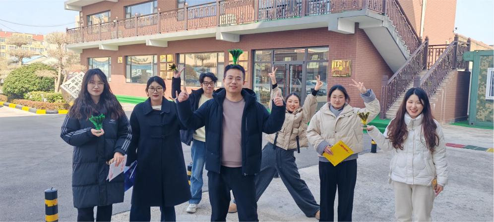 กิจกรรมเตะลูกขนไก่ Zemeijia ที่มีชีวิตชีวา