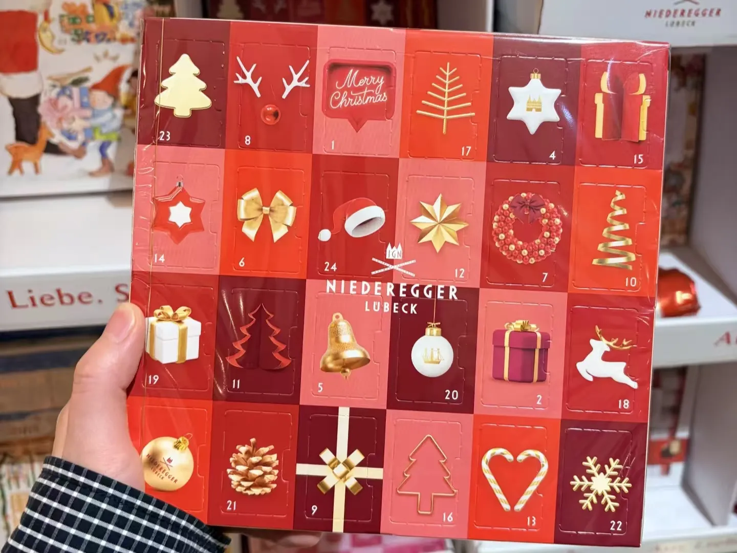 คุณค่าอันเป็นเอกลักษณ์ของกล่องกระดาษตาบอดของขวัญคริสต์มาส