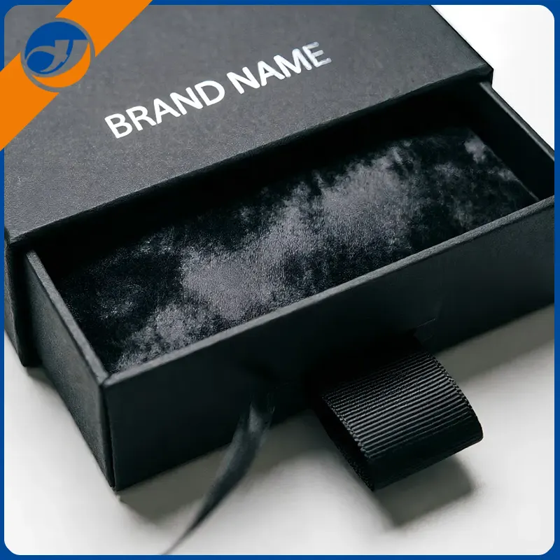 กล่องเนคไทสุดหรู